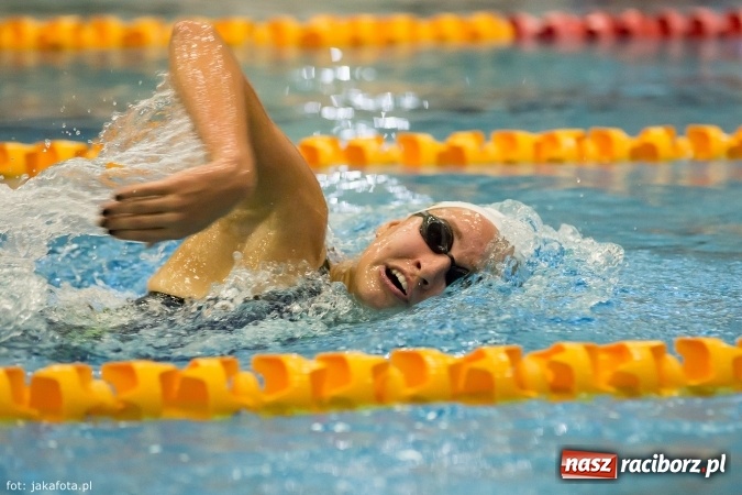 Zdjęcie w galerii na portalu naszraciborz.pl: Pływackie show w Szkole Mistrzostwa Sportowego wiadomości z regionu
