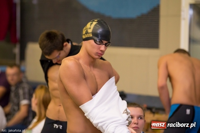 Zdjęcie w galerii na portalu naszraciborz.pl: Pływackie show w Szkole Mistrzostwa Sportowego wiadomości z regionu