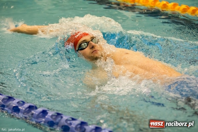 Zdjęcie w galerii na portalu naszraciborz.pl: Pływackie show w Szkole Mistrzostwa Sportowego wiadomości z regionu