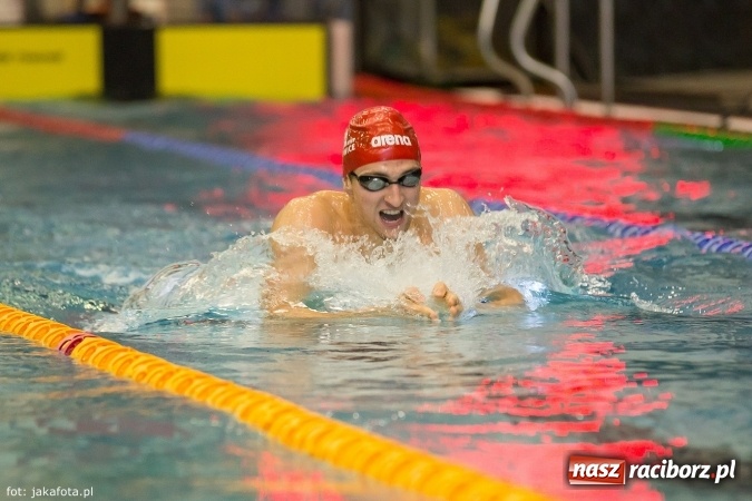 Zdjęcie w galerii na portalu naszraciborz.pl: Pływackie show w Szkole Mistrzostwa Sportowego wiadomości z regionu