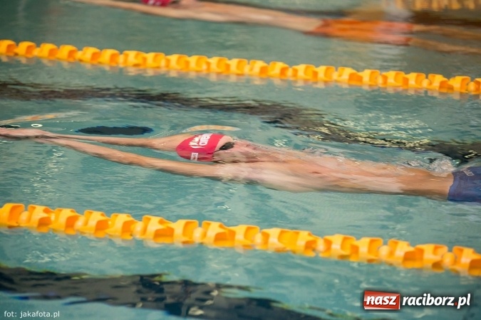 Zdjęcie w galerii na portalu naszraciborz.pl: Pływackie show w Szkole Mistrzostwa Sportowego wiadomości z regionu