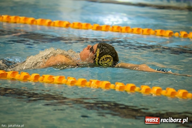 Zdjęcie w galerii na portalu naszraciborz.pl: Pływackie show w Szkole Mistrzostwa Sportowego wiadomości z regionu
