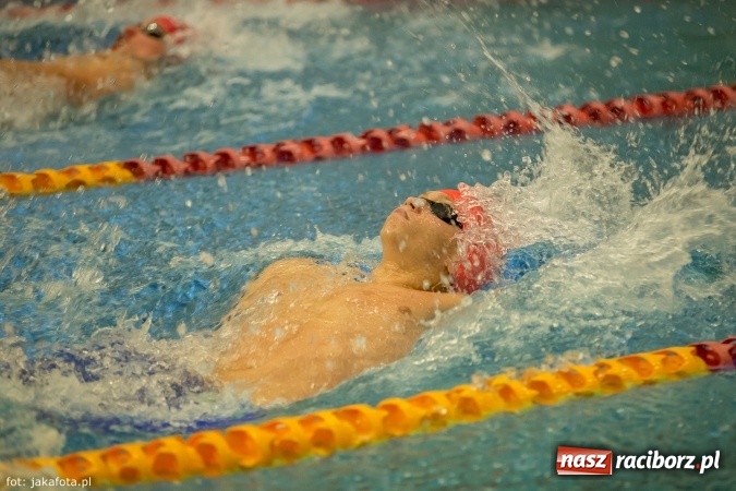 Zdjęcie w galerii na portalu naszraciborz.pl: Pływackie show w Szkole Mistrzostwa Sportowego wiadomości z regionu