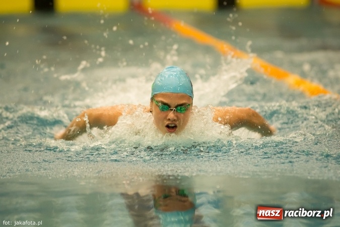 Zdjęcie w galerii na portalu naszraciborz.pl: Pływackie show w Szkole Mistrzostwa Sportowego wiadomości z regionu