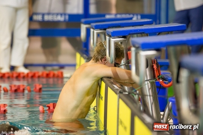 Zdjęcie w galerii na portalu naszraciborz.pl: Pływackie show w Szkole Mistrzostwa Sportowego wiadomości z regionu