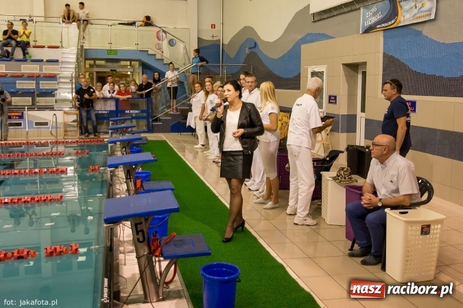 Zdjęcie w galerii na portalu naszraciborz.pl: Pływackie show w Szkole Mistrzostwa Sportowego wiadomości z regionu
