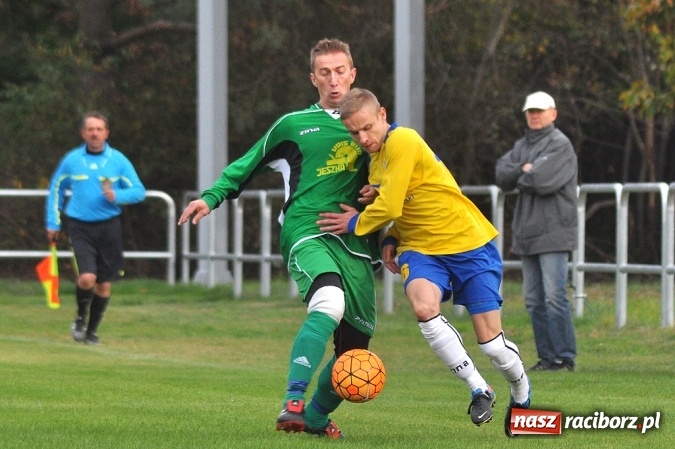 Zdjęcie w galerii na portalu naszraciborz.pl: Stal przegrała z Brzeziem przy pustych trybunach wiadomości z regionu