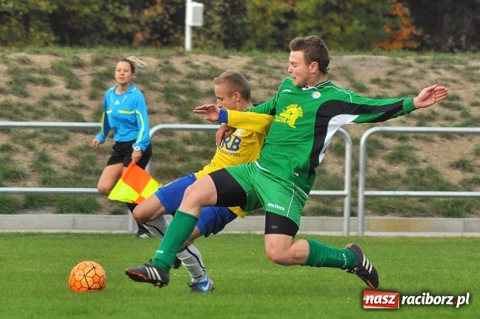 Zdjęcie w galerii na portalu naszraciborz.pl: Stal przegrała z Brzeziem przy pustych trybunach wiadomości z regionu