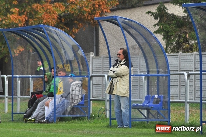 Zdjęcie w galerii na portalu naszraciborz.pl: Stal przegrała z Brzeziem przy pustych trybunach wiadomości z regionu