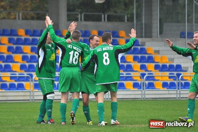 Zdjęcie w galerii na portalu naszraciborz.pl: Stal przegrała z Brzeziem przy pustych trybunach wiadomości z regionu