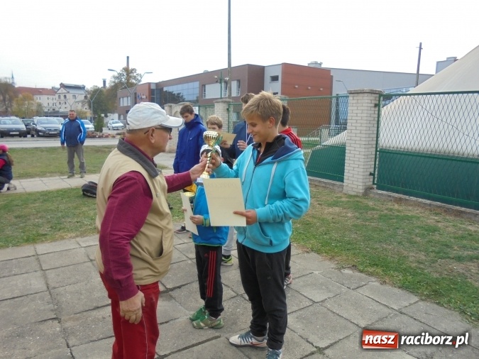 Zdjęcie w galerii na portalu naszraciborz.pl: Na stadionie OSiR-u rozegrano Młodzieżowe Mistrzostwa Raciborza w tenisie wiadomości z regionu