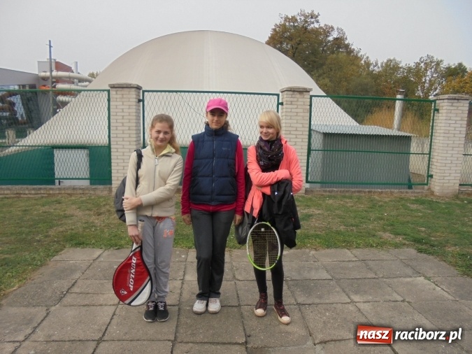 Zdjęcie w galerii na portalu naszraciborz.pl: Na stadionie OSiR-u rozegrano Młodzieżowe Mistrzostwa Raciborza w tenisie wiadomości z regionu