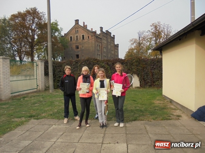 Zdjęcie w galerii na portalu naszraciborz.pl: Na stadionie OSiR-u rozegrano Młodzieżowe Mistrzostwa Raciborza w tenisie wiadomości z regionu