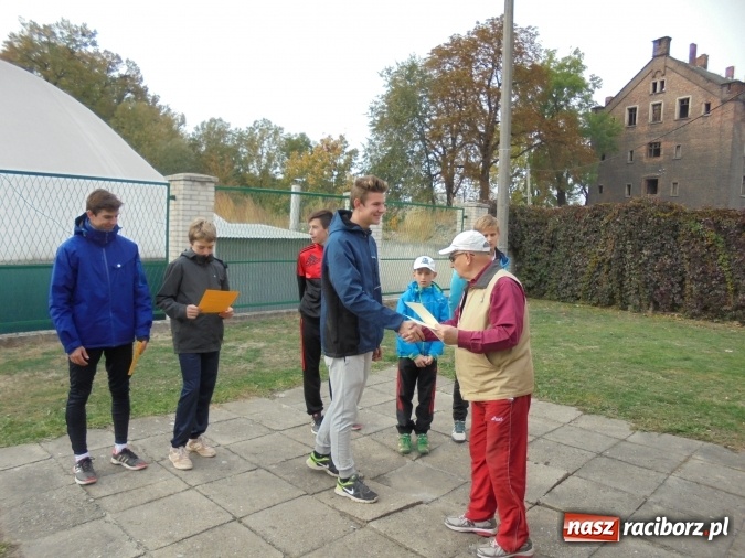 Zdjęcie w galerii na portalu naszraciborz.pl: Na stadionie OSiR-u rozegrano Młodzieżowe Mistrzostwa Raciborza w tenisie wiadomości z regionu