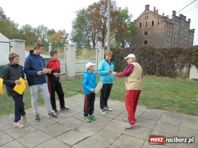 Zdjęcie w galerii na portalu naszraciborz.pl: Na stadionie OSiR-u rozegrano Młodzieżowe Mistrzostwa Raciborza w tenisie wiadomości z regionu