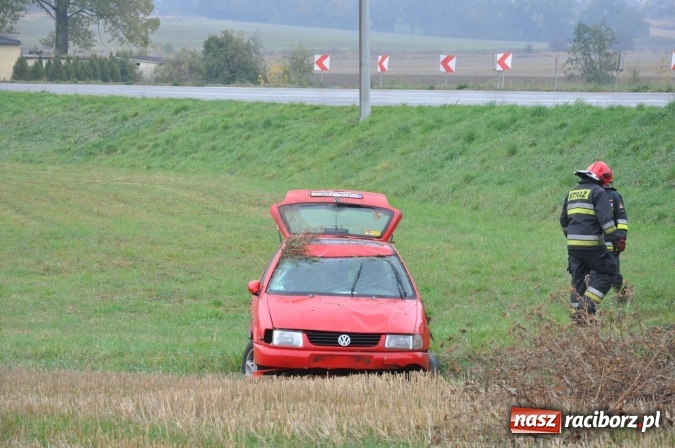 Zdjęcie w galerii na portalu naszraciborz.pl: Zima za progiem - dwa groźne zdarzenia na raciborskich drogach. Kierowcy - noga z gazu! wiadomości z regionu