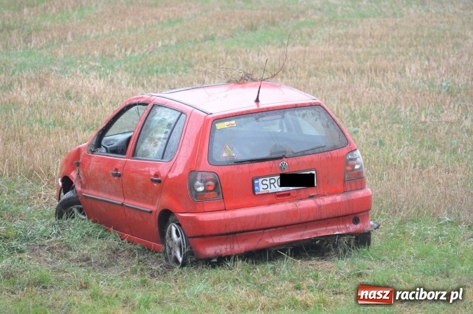 Zdjęcie w galerii na portalu naszraciborz.pl: Zima za progiem - dwa groźne zdarzenia na raciborskich drogach. Kierowcy - noga z gazu! wiadomości z regionu