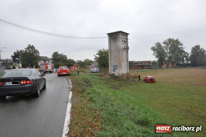 Zdjęcie w galerii na portalu naszraciborz.pl: Zima za progiem - dwa groźne zdarzenia na raciborskich drogach. Kierowcy - noga z gazu! wiadomości z regionu