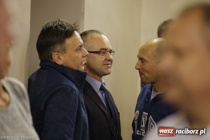 Zdjęcie w galerii na portalu naszraciborz.pl: Dwójki siatkarskie zagrały dziś w CKZiU nr 1. Sprawdź, kto wygrał! wiadomości z regionu