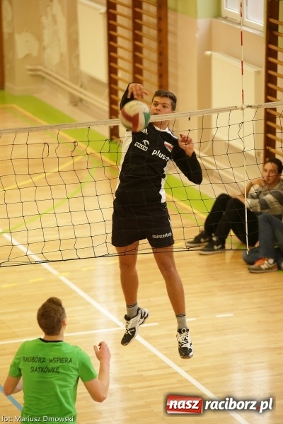 Zdjęcie w galerii na portalu naszraciborz.pl: Dwójki siatkarskie zagrały dziś w CKZiU nr 1. Sprawdź, kto wygrał! wiadomości z regionu