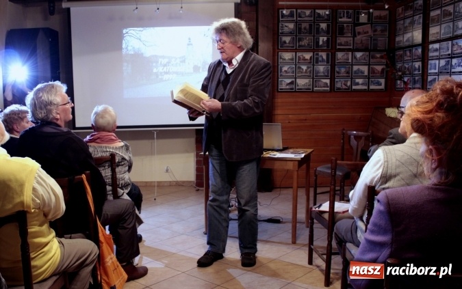 Zdjęcie w galerii na portalu naszraciborz.pl: O Juliuszu Rogerze na wczorajszej prelekcji w TMZR wiadomości z regionu