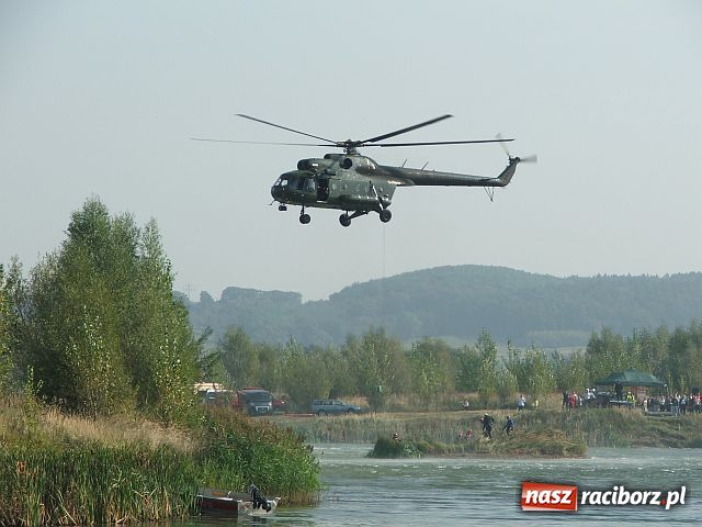 Zdjęcie w galerii na portalu naszraciborz.pl: Akcja WODNIK w helikopterze wiadomości z regionu