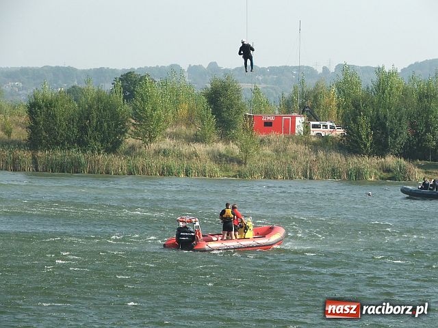 Zdjęcie w galerii na portalu naszraciborz.pl: Akcja WODNIK w helikopterze wiadomości z regionu