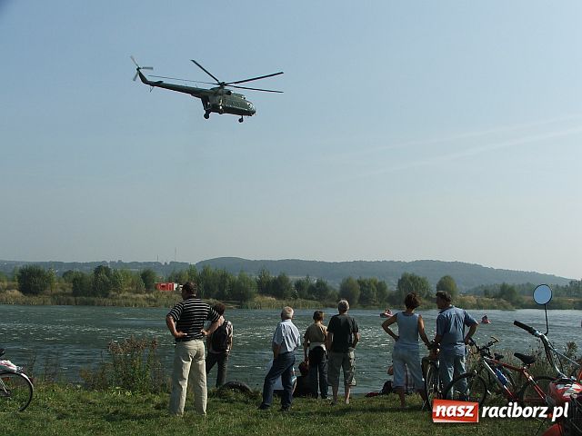 Zdjęcie w galerii na portalu naszraciborz.pl: Akcja WODNIK w helikopterze wiadomości z regionu