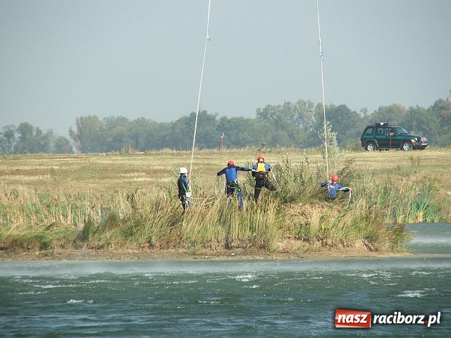 Zdjęcie w galerii na portalu naszraciborz.pl: Akcja WODNIK w helikopterze wiadomości z regionu