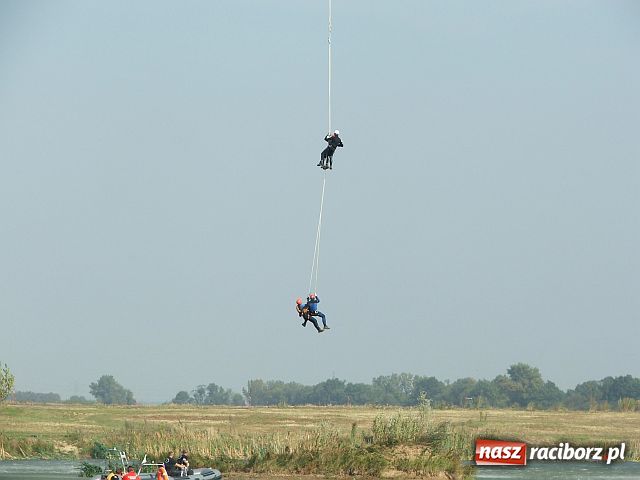 Zdjęcie w galerii na portalu naszraciborz.pl: Akcja WODNIK w helikopterze wiadomości z regionu