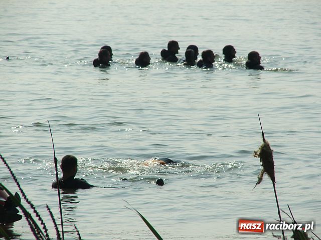 Zdjęcie w galerii na portalu naszraciborz.pl: Akcja WODNIK w helikopterze wiadomości z regionu