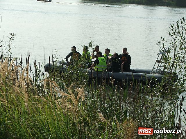 Zdjęcie w galerii na portalu naszraciborz.pl: Akcja WODNIK w helikopterze wiadomości z regionu