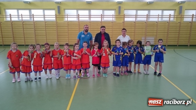 Zdjęcie w galerii na portalu naszraciborz.pl: W Pawłowie zagrali o puchar Tymbarku wiadomości z regionu