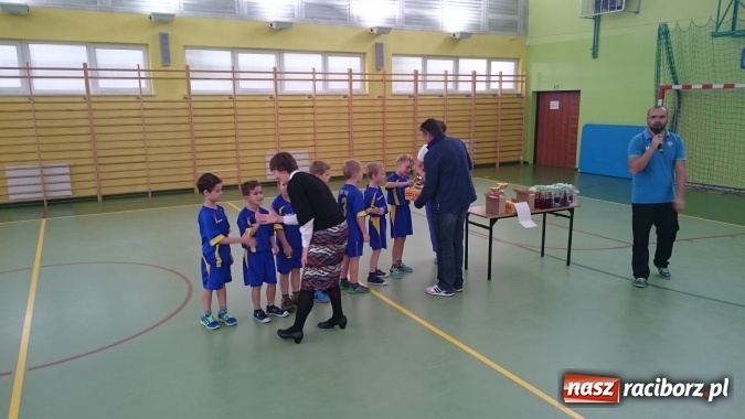 Zdjęcie w galerii na portalu naszraciborz.pl: W Pawłowie zagrali o puchar Tymbarku wiadomości z regionu