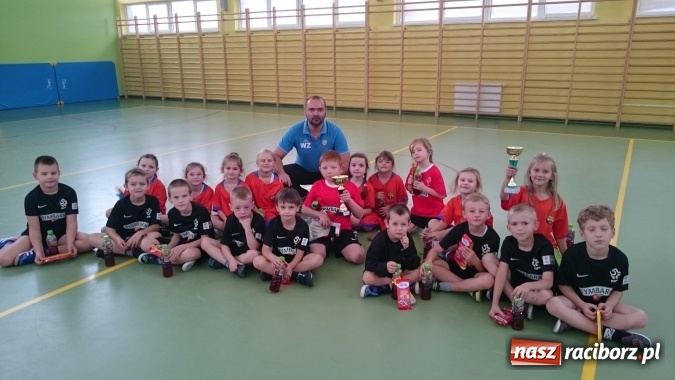 Zdjęcie w galerii na portalu naszraciborz.pl: W Pawłowie zagrali o puchar Tymbarku wiadomości z regionu