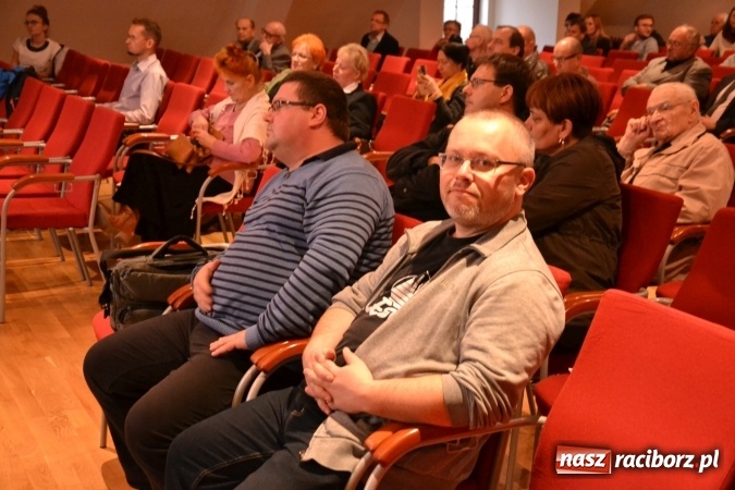 Zdjęcie w galerii na portalu naszraciborz.pl: Zamki i pałace ziemi raciborskiej, czyli spotkanie z historią lokalną na zamku wiadomości z regionu