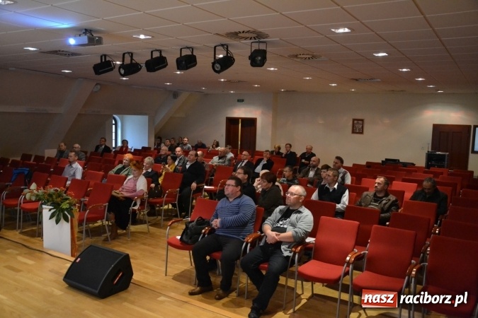 Zdjęcie w galerii na portalu naszraciborz.pl: Zamki i pałace ziemi raciborskiej, czyli spotkanie z historią lokalną na zamku wiadomości z regionu