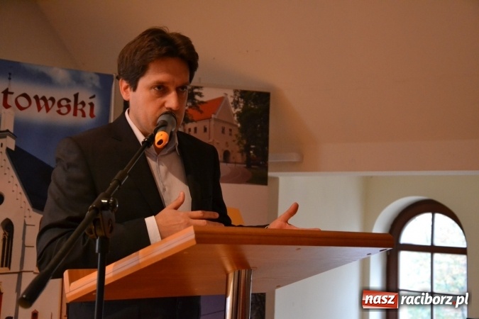 Zdjęcie w galerii na portalu naszraciborz.pl: Zamki i pałace ziemi raciborskiej, czyli spotkanie z historią lokalną na zamku wiadomości z regionu