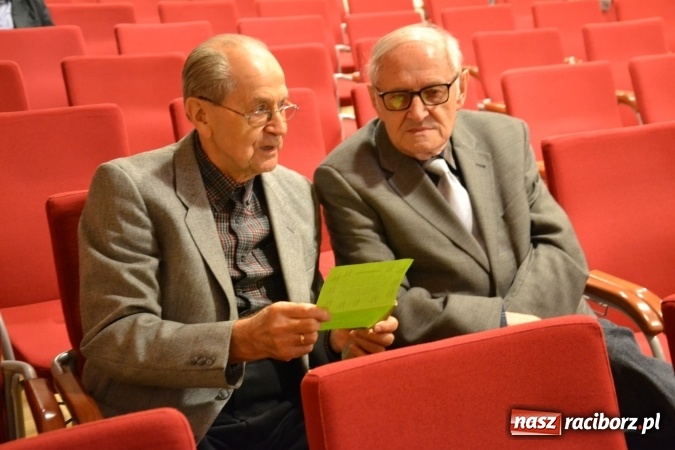 Zdjęcie w galerii na portalu naszraciborz.pl: Zamki i pałace ziemi raciborskiej, czyli spotkanie z historią lokalną na zamku wiadomości z regionu