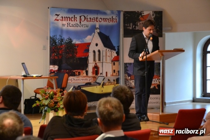 Zdjęcie w galerii na portalu naszraciborz.pl: Zamki i pałace ziemi raciborskiej, czyli spotkanie z historią lokalną na zamku wiadomości z regionu