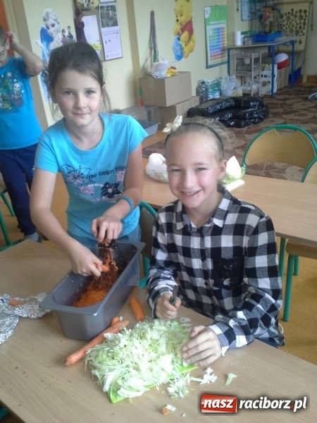 Zdjęcie w galerii na portalu naszraciborz.pl: Pracowity tydzień uczniów kuźniańskiej szkoły  wiadomości z regionu