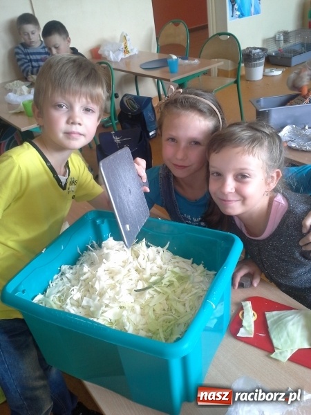 Zdjęcie w galerii na portalu naszraciborz.pl: Pracowity tydzień uczniów kuźniańskiej szkoły  wiadomości z regionu