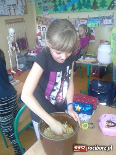Zdjęcie w galerii na portalu naszraciborz.pl: Pracowity tydzień uczniów kuźniańskiej szkoły  wiadomości z regionu