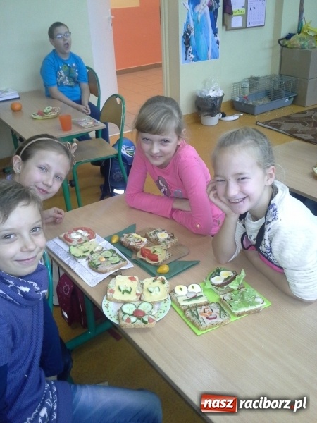 Zdjęcie w galerii na portalu naszraciborz.pl: Pracowity tydzień uczniów kuźniańskiej szkoły  wiadomości z regionu