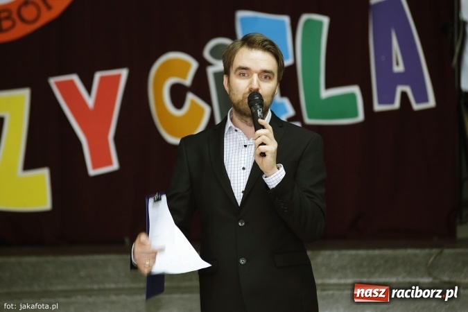 Zdjęcie w galerii na portalu naszraciborz.pl: W szkole na Ostrogu spotkanie pokoleń wiadomości z regionu