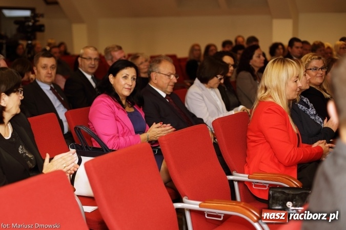 Zdjęcie w galerii na portalu naszraciborz.pl: Powiatowa oświata świętowała na zamku wiadomości z regionu