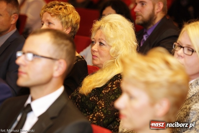 Zdjęcie w galerii na portalu naszraciborz.pl: Powiatowa oświata świętowała na zamku wiadomości z regionu