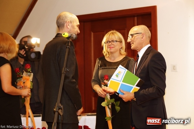 Zdjęcie w galerii na portalu naszraciborz.pl: Powiatowa oświata świętowała na zamku wiadomości z regionu