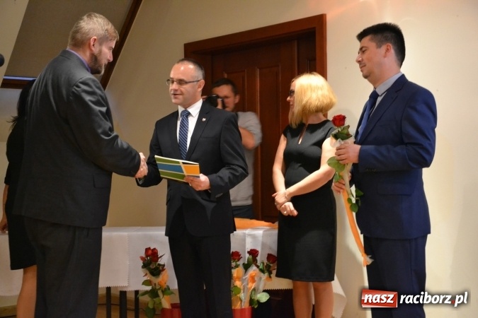 Zdjęcie w galerii na portalu naszraciborz.pl: Powiatowa oświata świętowała na zamku wiadomości z regionu