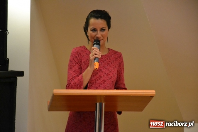 Zdjęcie w galerii na portalu naszraciborz.pl: Powiatowa oświata świętowała na zamku wiadomości z regionu